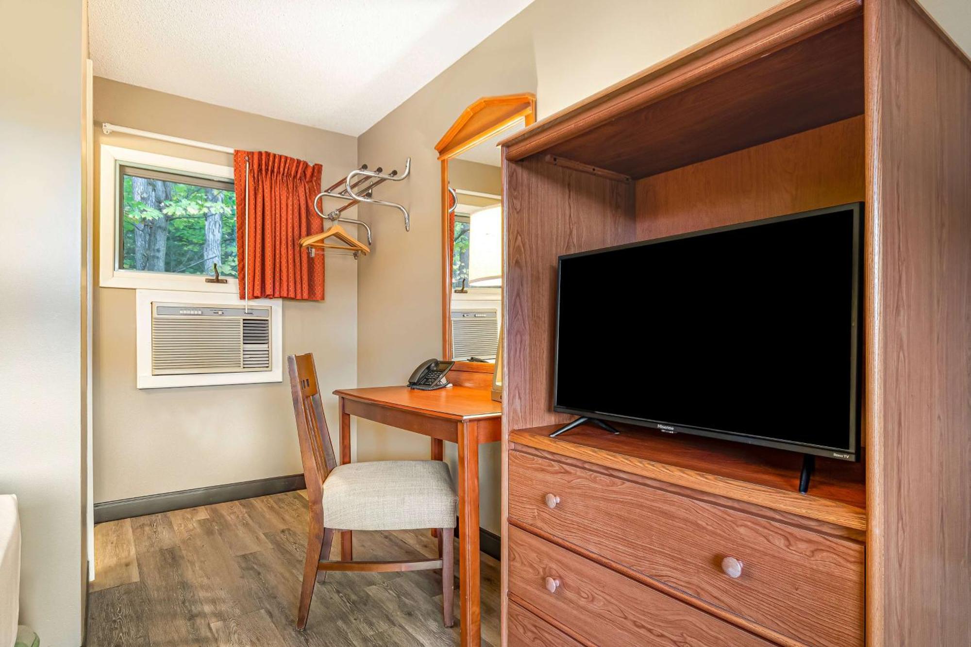 Super 8 By Wyndham George/downtown 2* Lake George