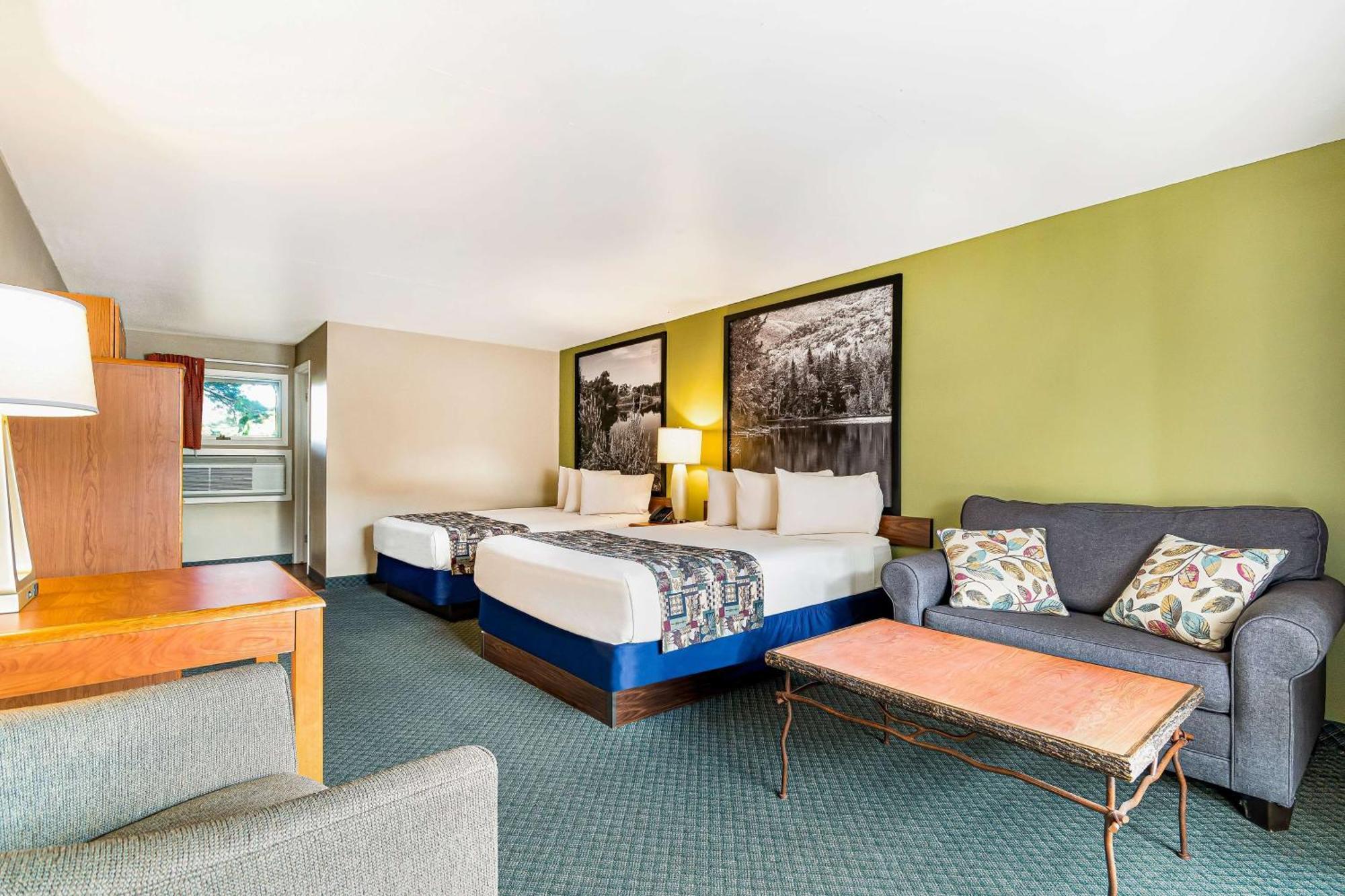 Super 8 By Wyndham George/downtown Lake George