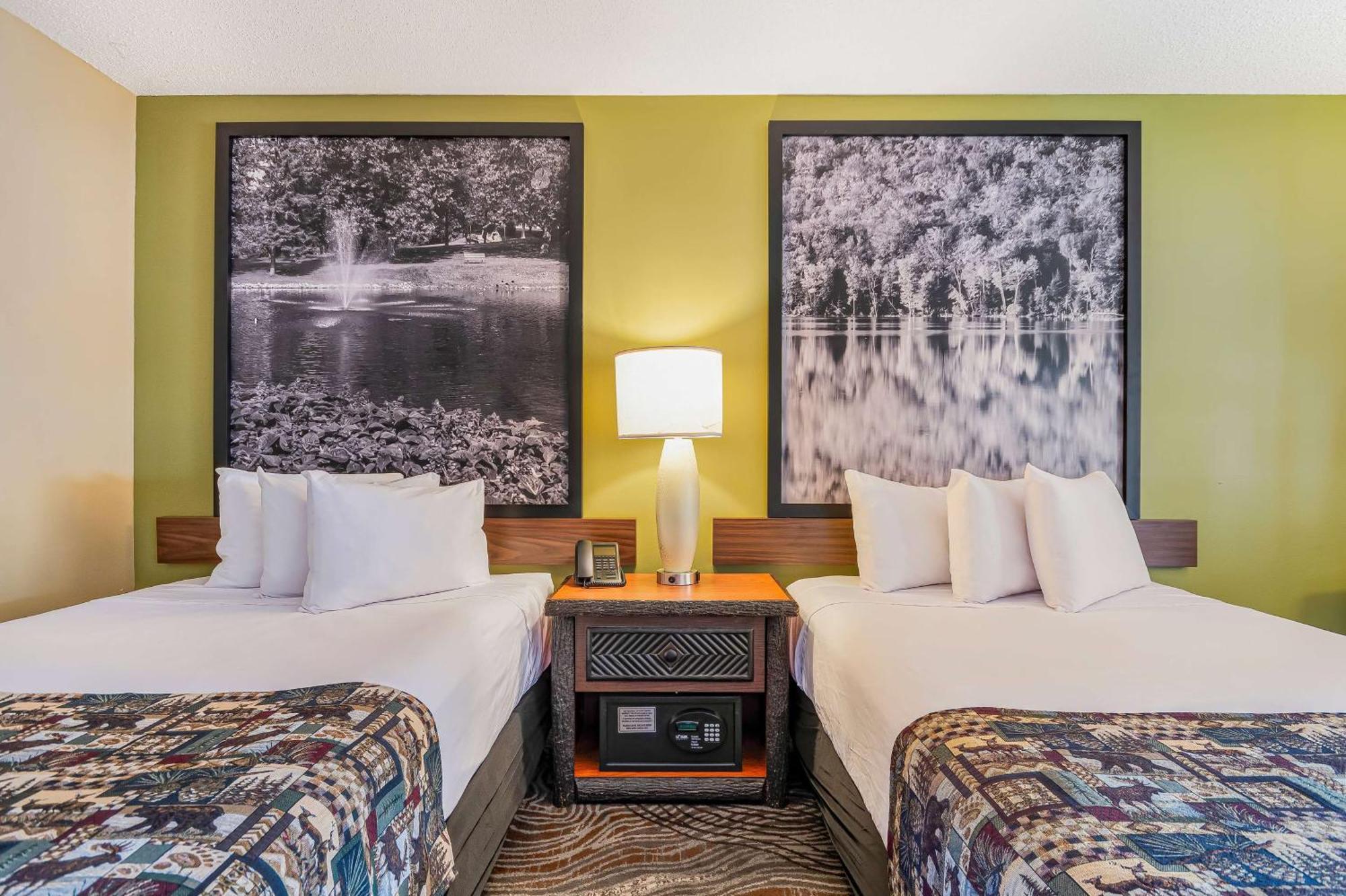 Super 8 By Wyndham George/downtown Hotel Lake George